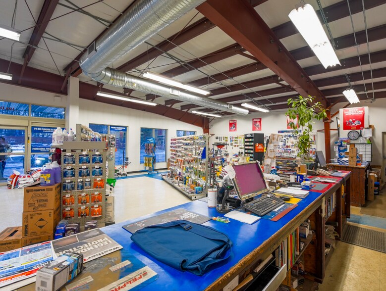 More Photos Of 193 Dix Ave, Glens Falls Freestanding For Sale