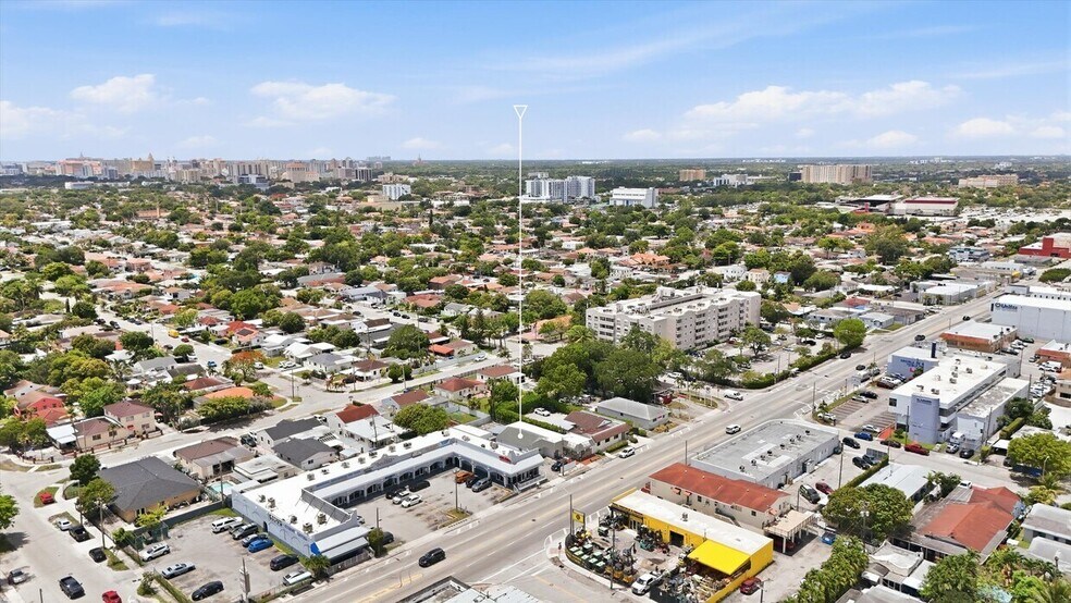 More Photos Of 3240 NW 7th St, Miami Office For Sale