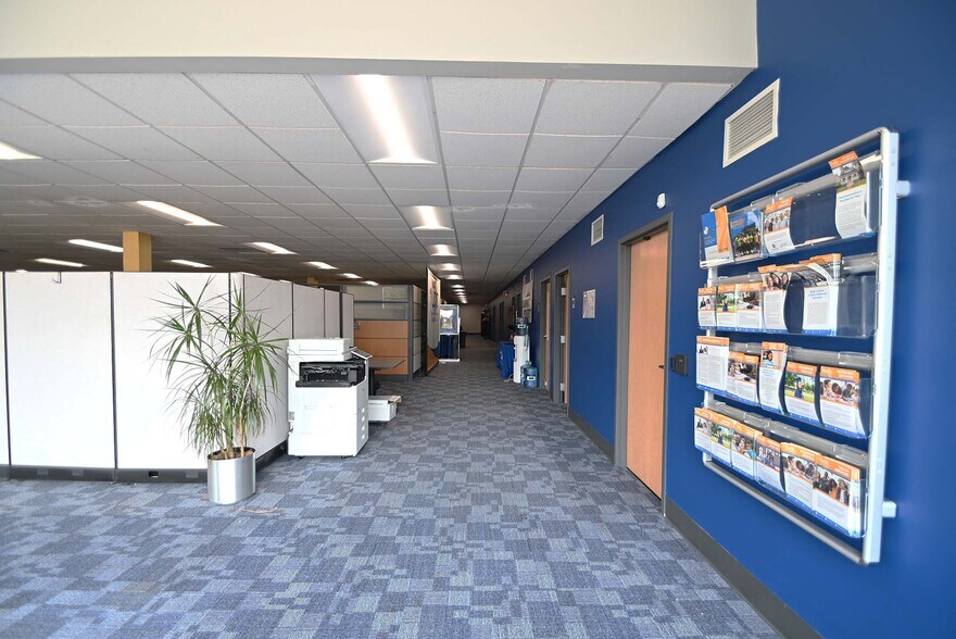 More Photos Of 1730 W North Ave, Milwaukee Medical For Sale