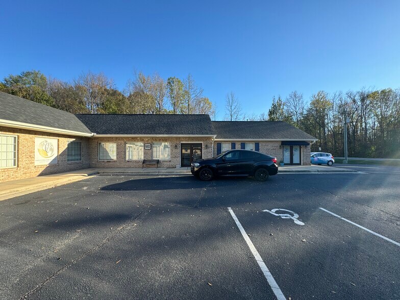 More Photos Of 512 Klumac Rd, Salisbury General Retail For Sale