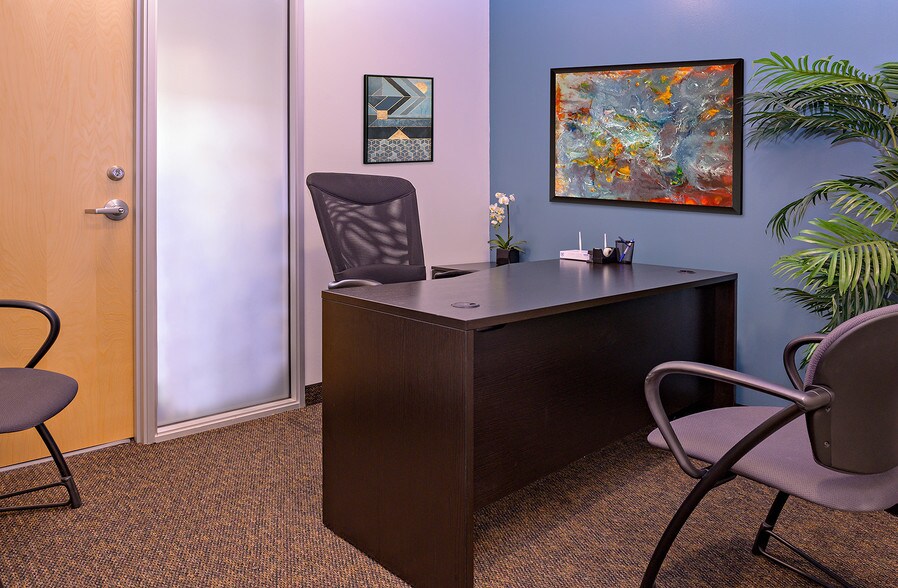 More Photos Of 15331 W Bell Rd, Surprise Coworking Space