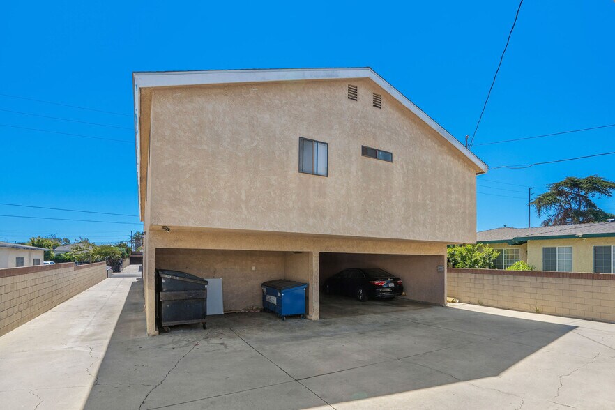 More Photos Of 1629 W 208th St, Torrance Apartments For Sale