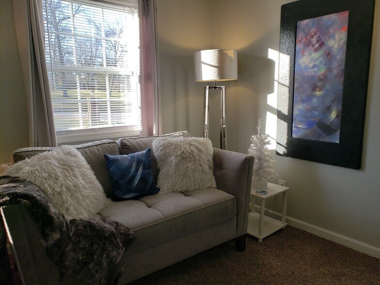 More Photos Of 40 Jamestown Ct, Crossville Multifamily For Sale