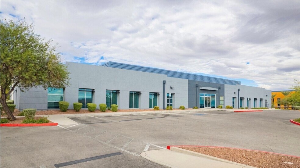 More Photos Of 9970 W Cheyenne Ave, Las Vegas Office For Sale