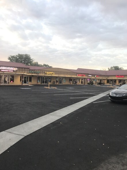 More Photos Of 2130 Main St, Longmont General Retail For Lease