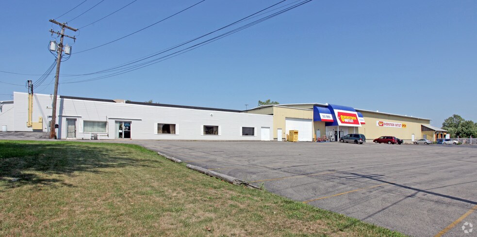 More Photos Of 960 French Rd, Cheektowaga Light Distribution For Sale