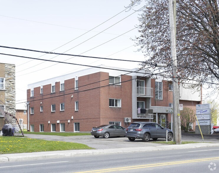 Primary Photo Of 735 Rue Notre-Dame, Repentigny Office Residential For Lease