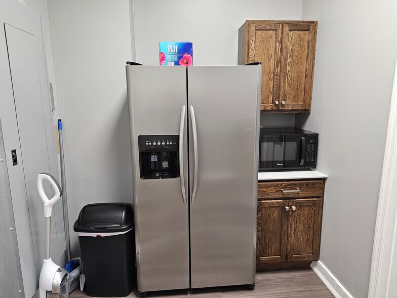 More Photos Of 420 The Parkway, Greer General Retail For Sale