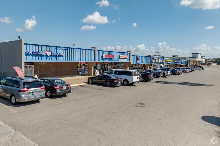 More Photos Of 9000 Bruton Rd, Dallas General Retail For Lease