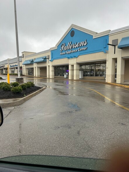 More Photos Of 126-256 S Calderwood St, Alcoa Unknown For Lease