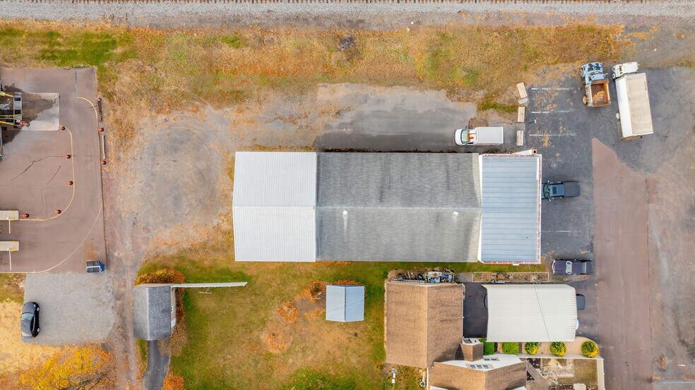 More Photos Of 680 Oak St, Bloomsburg Warehouse For Sale