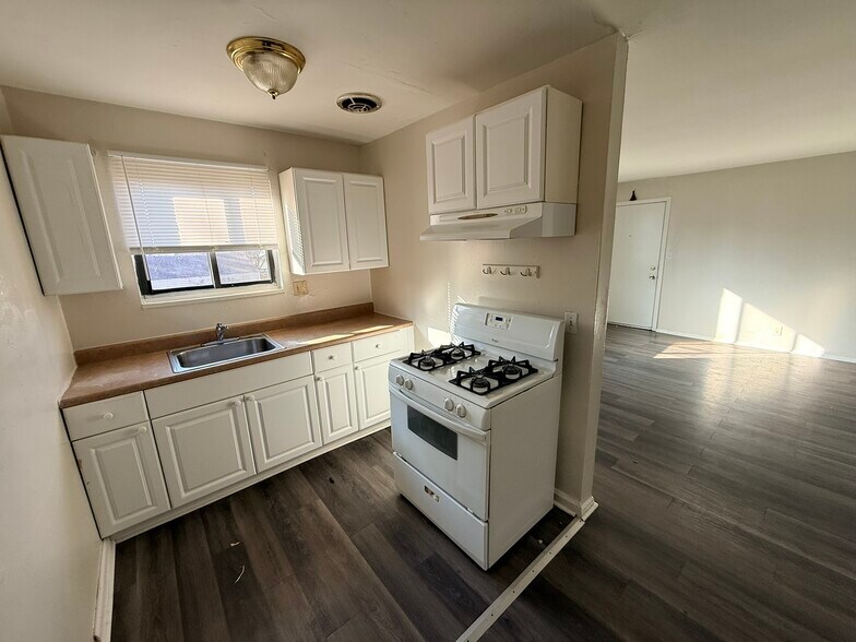 More Photos Of 2535-2537 Lysle Rd, Cincinnati Apartments For Sale