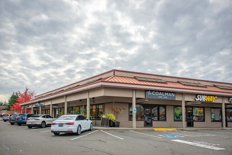 More Photos Of 6917-6979 Coal Creek Pky SE, Newcastle General Retail For Lease