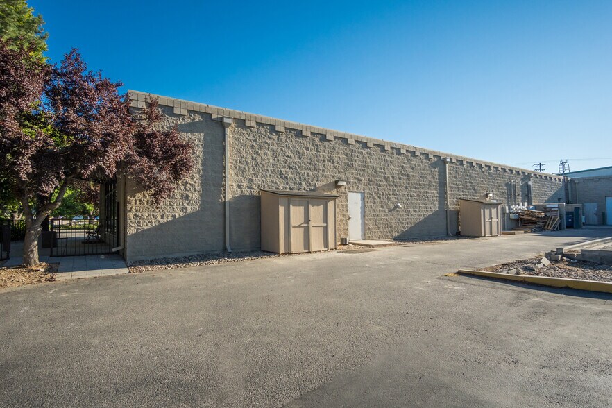 More Photos Of 5519 W State St, Boise Storefront Retail Office For Lease