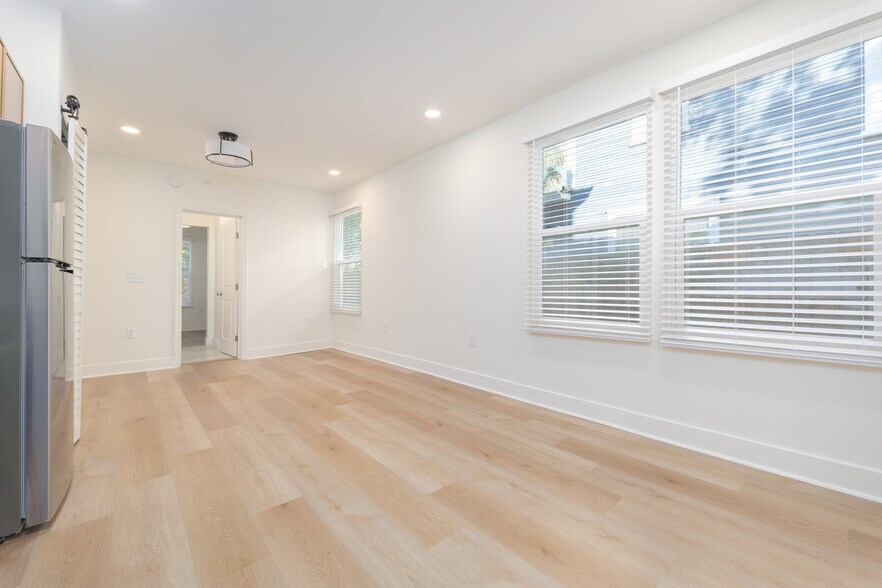 More Photos Of 1628 Walnut St, Jacksonville Multifamily For Sale