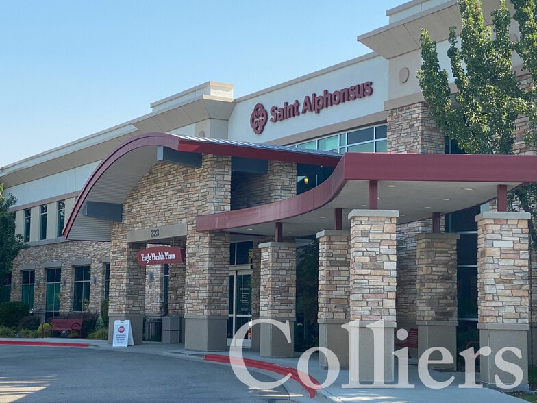 Primary Photo Of 323 E Riverside Dr, Eagle Medical For Lease