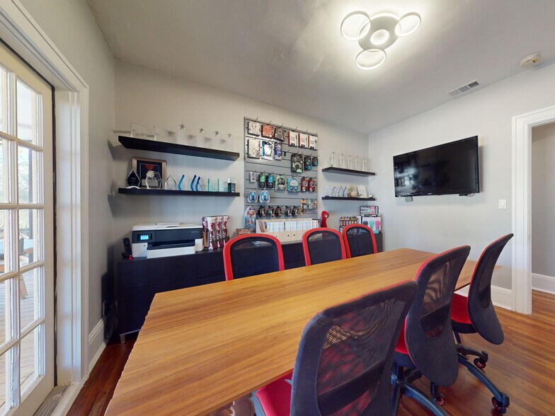 More Photos Of 215 Washington st, New Smyrna Beach Office Residential For Sale