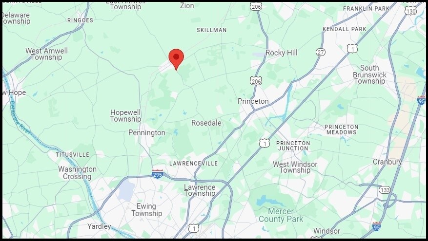 More Photos Of 83 Princeton Ave, Hopewell Medical For Lease