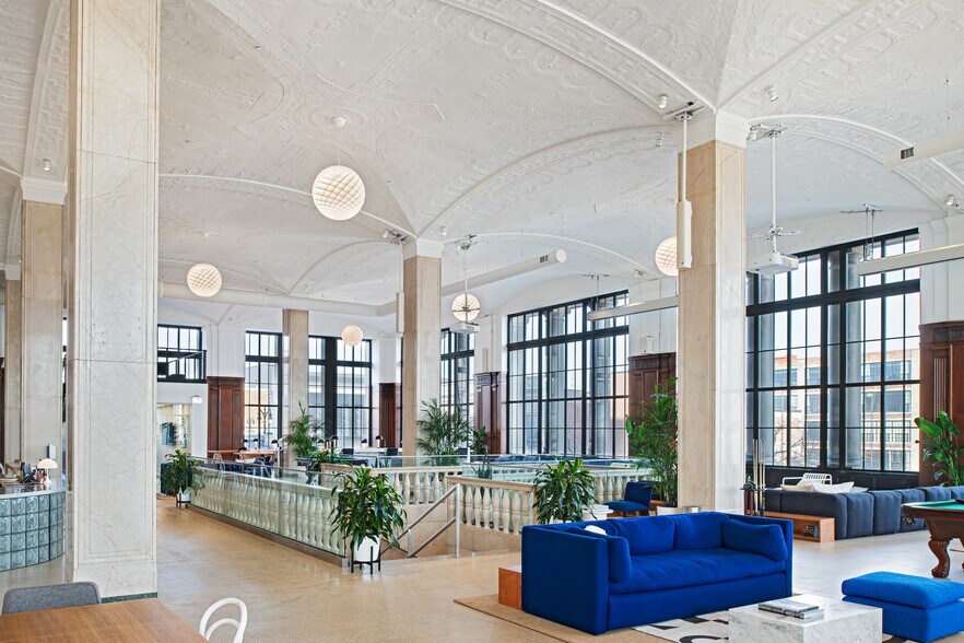 More Photos Of 6001 Cass Ave, Detroit Office For Lease