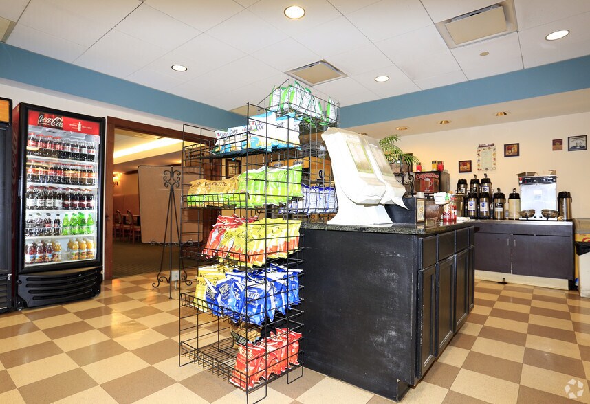 More Photos Of 2 Trap Falls Rd, Shelton Office For Lease