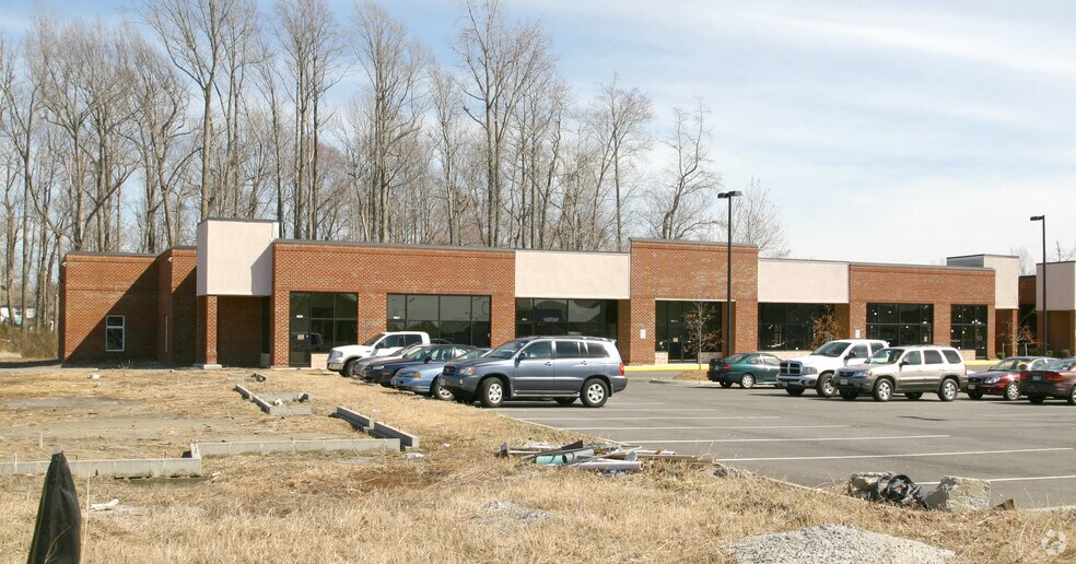 More Photos Of 1108-1112 N Eden Way, Chesapeake Office For Lease