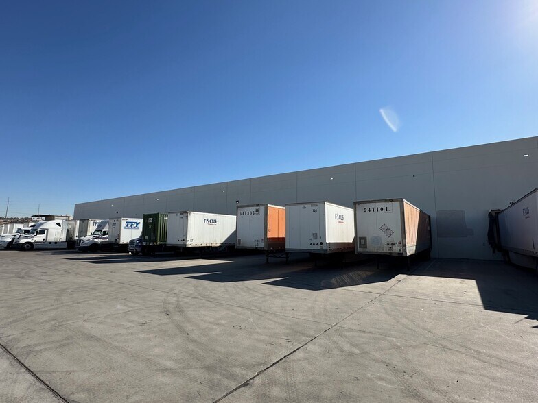 More Photos Of 1101 Burgundy St, El Paso Warehouse For Lease
