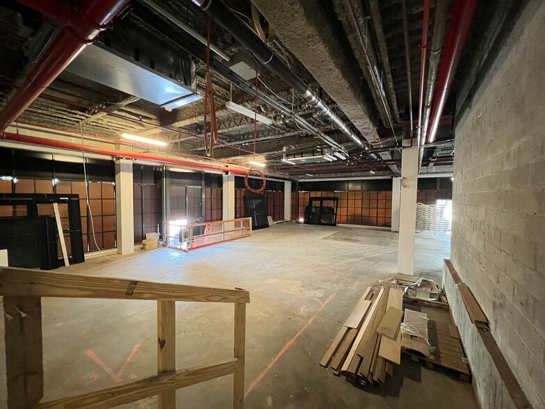 More Photos Of 8 Navy Pier Ct, Staten Island Apartments For Lease