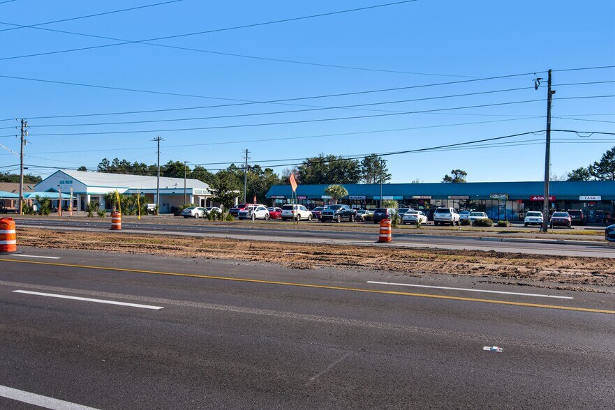 More Photos Of 3061 Gulf Breeze Pky, Gulf Breeze Carwash For Sale
