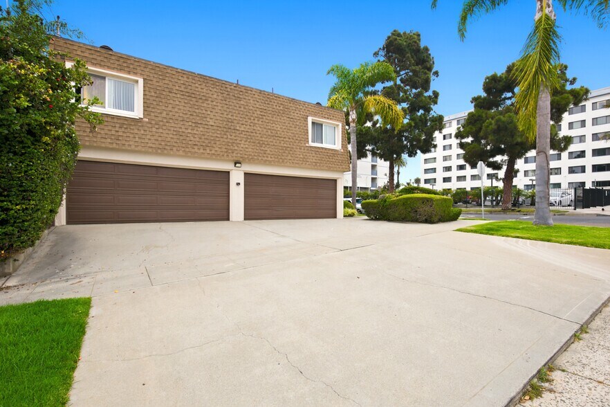 More Photos Of 123 S Nevada St, Oceanside Apartments For Sale