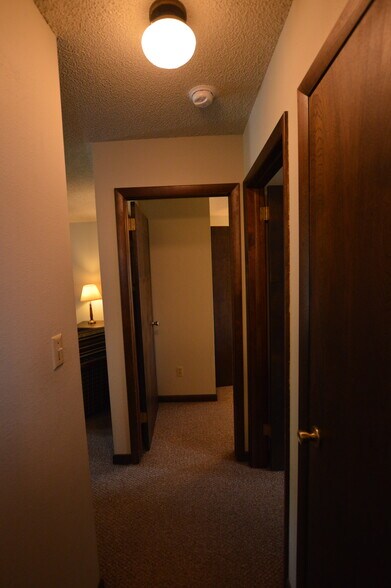 More Photos Of 1412 W Gunnison Ave, Gunnison Apartments For Sale