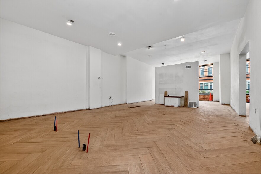 More Photos Of 521 Larimer Ave, Pittsburgh General Retail For Lease