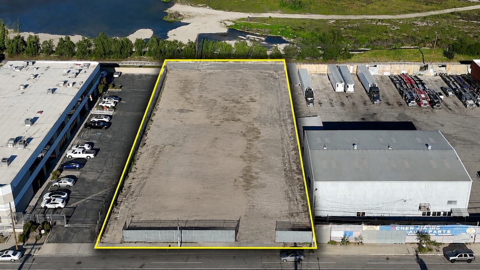 More Photos Of 9940 Glenoaks Blvd, Sun Valley Land For Lease