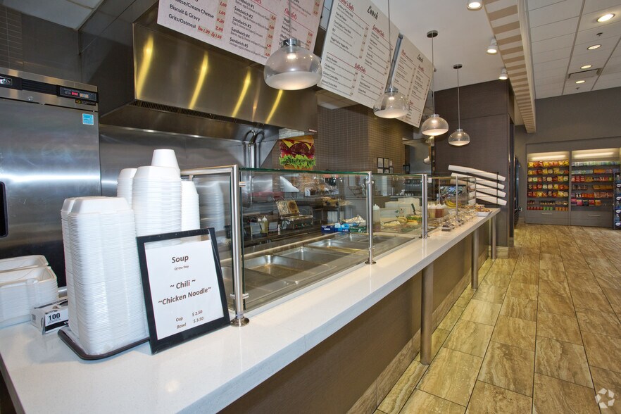 Photo of Lbby Floor Ste 100 - Spec Suite