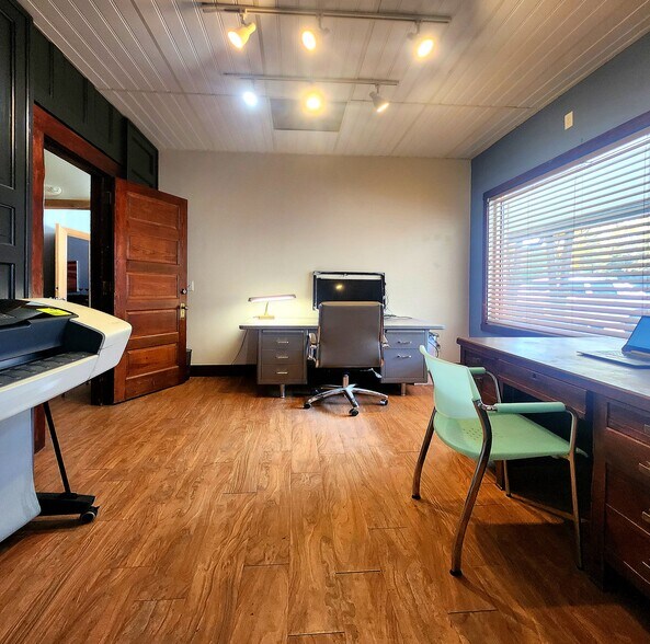 More Photos Of 1 Sherman Ter, Madison Storefront Retail Office For Sale