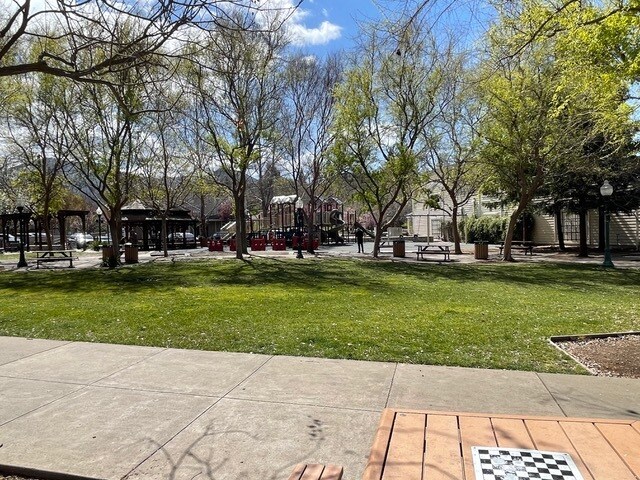 More Photos Of 1026 Oak St, Clayton Storefront Retail Office For Sale