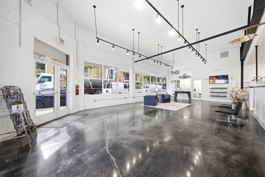 More Photos Of 441 NW 1st Ave, Fort Lauderdale Warehouse For Lease