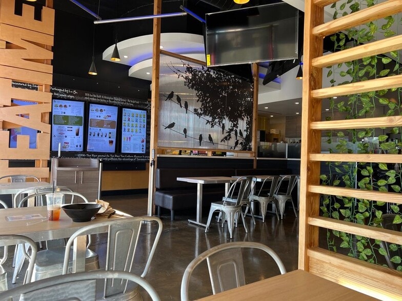 More Photos Of 701-725 E Main St, Alhambra General Retail For Lease