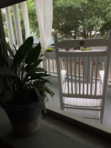 More Photos Of 562 5th Ave, Troy Specialty For Lease