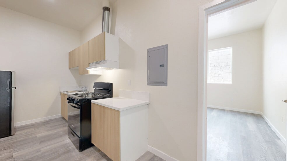 More Photos Of 3217 S Central Ave, Los Angeles Apartments For Sale