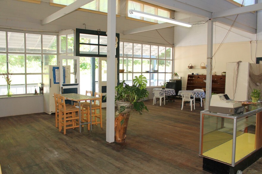 More Photos Of 6750 Or-126 Hwy, Florence Marina For Sale