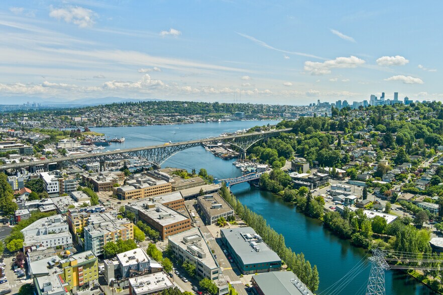 More Photos Of 551 N 34th St, Seattle Office For Lease
