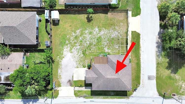 More Photos Of 4501 N 42nd St, Tampa Religious Facility For Sale