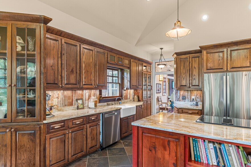 More Photos Of 9975 Ball Ground Hwy, Ball Ground General Retail For Sale