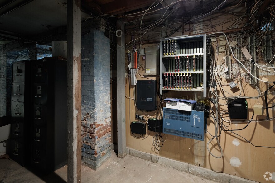 More Photos Of 157 Engle St, Englewood Office For Sale