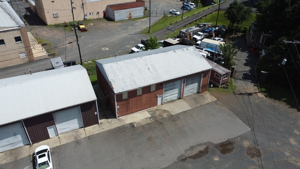 More Photos Of 100 W Main St, Bound Brook Warehouse For Lease