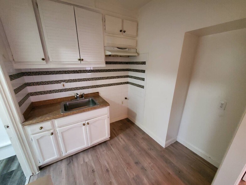 More Photos Of 481 Lincoln Ave, Pasadena Apartments For Sale