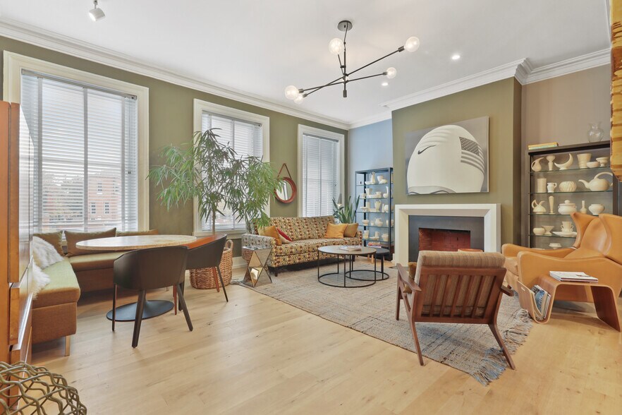 More Photos Of 1019 Cathedral St, Baltimore Office Residential For Sale