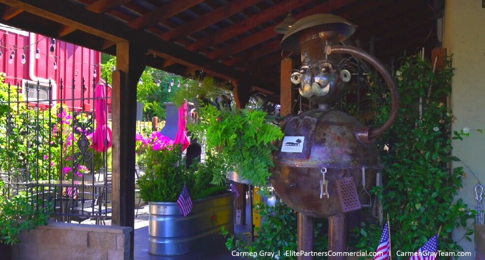 More Photos Of 2522 Mankas Corner Rd, Fairfield General Retail For Sale