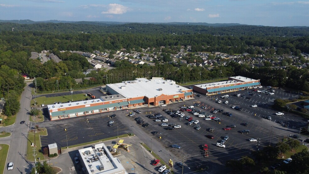 More Photos Of 205-335 Helena Marketplace St, Helena Unknown For Lease