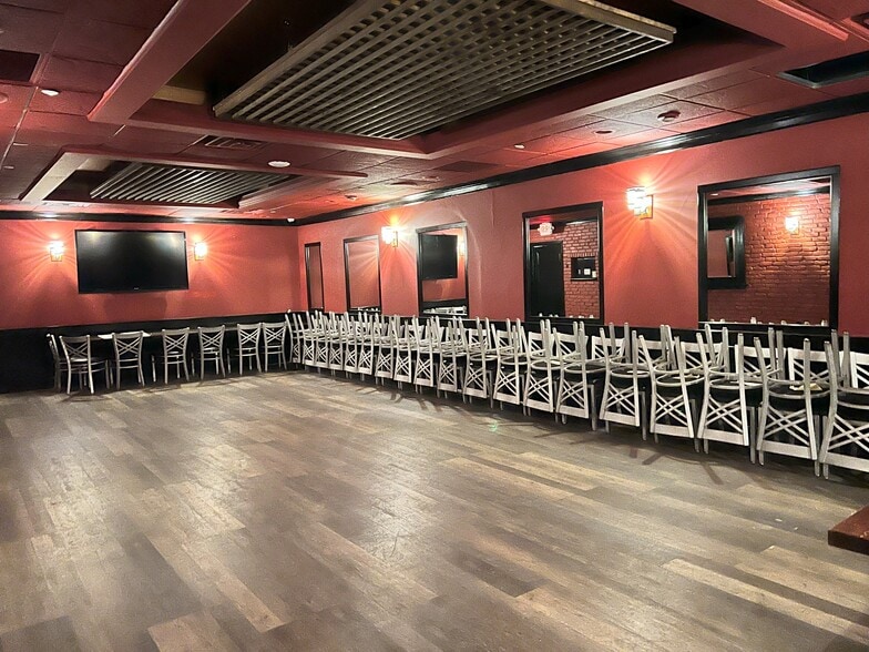 More Photos Of 275 S Ridge St, Rye Town Restaurant For Lease